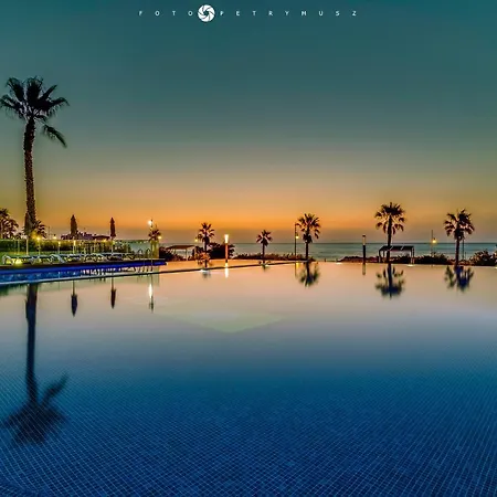 Sea Senses Skyline * 托雷维耶哈