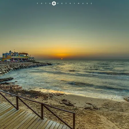 Sea Senses Skyline