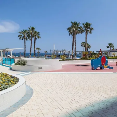 Sea Senses Skyline Appartement *